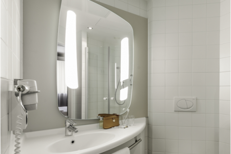 VCH Hotel Baseler Hof Badezimmer